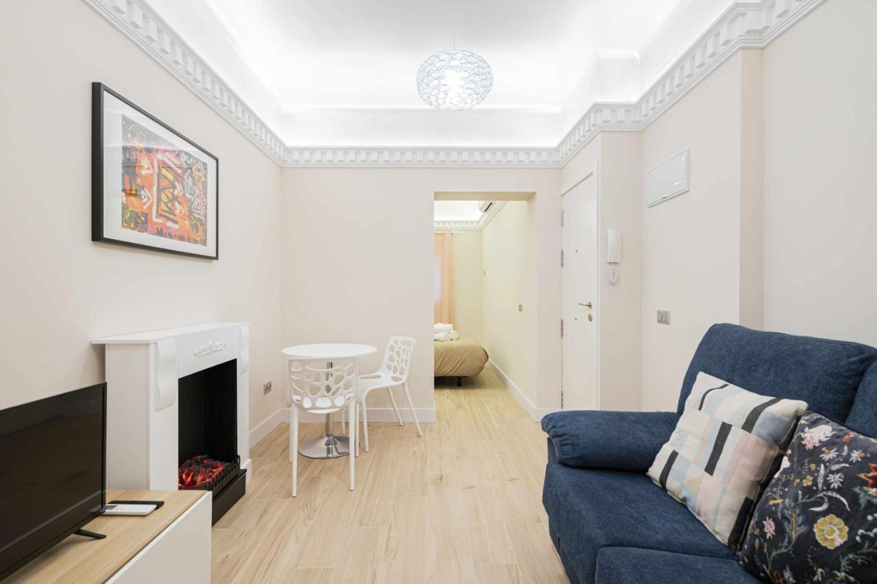 Reformado Decorado Centrico 1 Dormitorio Madrid Buitenkant foto