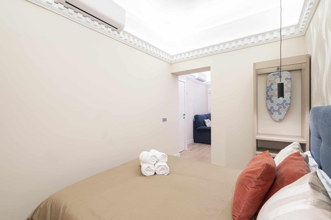 Reformado Decorado Centrico 1 Dormitorio Madrid Buitenkant foto